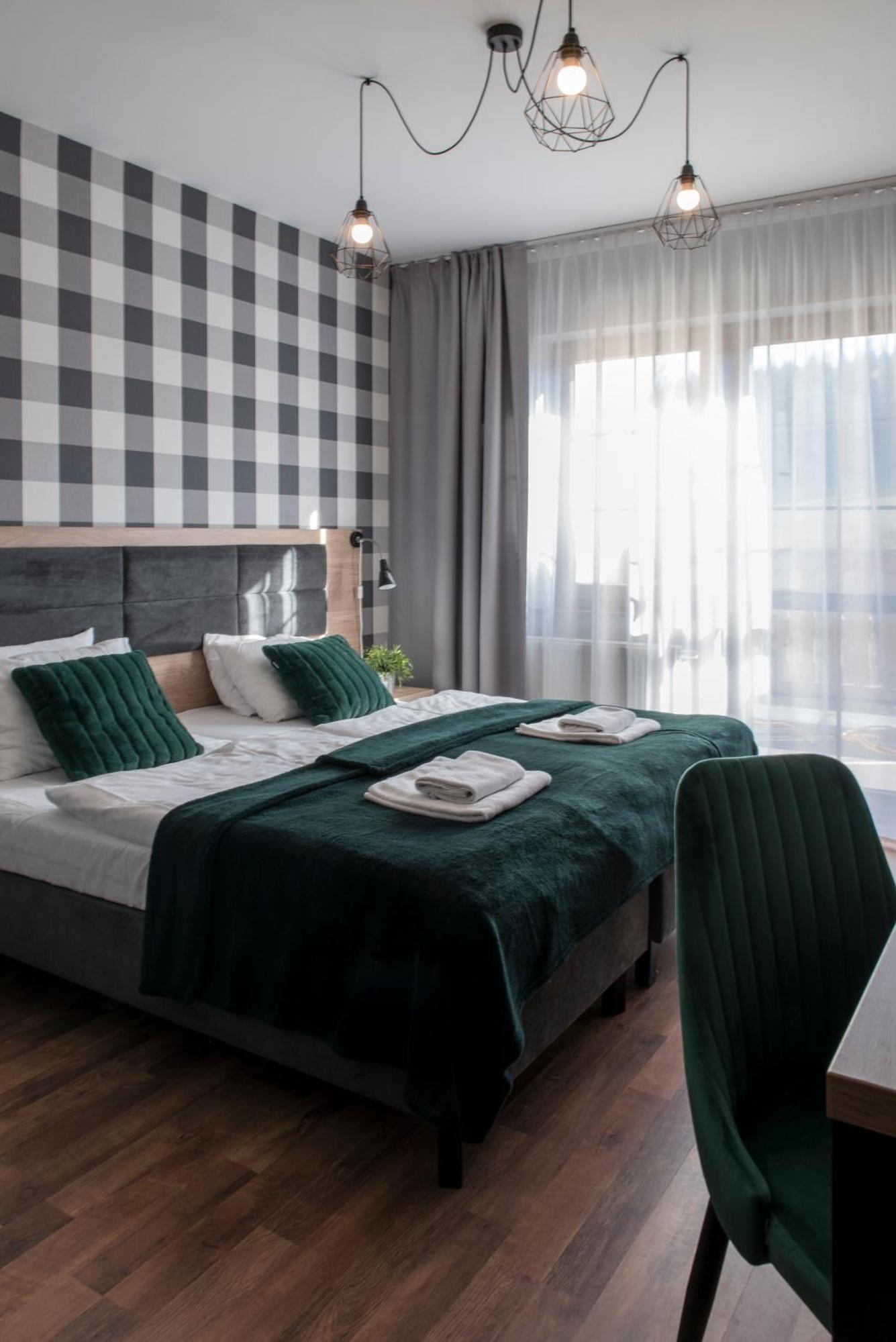 Zlote Gory - Czarna Gora Bed & Breakfast Sienna  Exterior photo